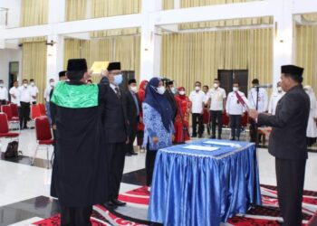 Wabup Padang Pariaman Lantik Eselon 2 dan IV