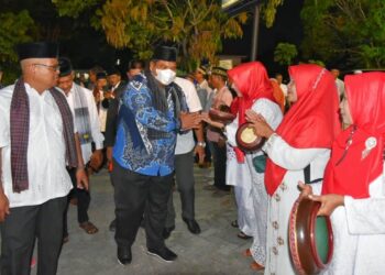 Bupati Padang Pariaman Hadiri Halal Bi Halal PKDP Pekanbaru Meriah.