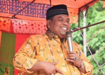 Bupati Suhatri Bur Hadiri Pengukuhan Sembilan Orang Pengangkatan Gelar Tuanku