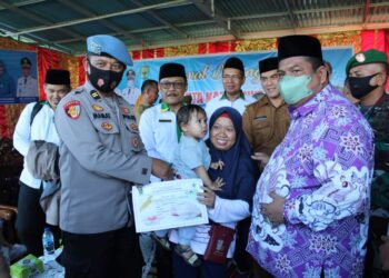 Bupati Padang Pariaman Suhatri Bur resmikan Sabermas