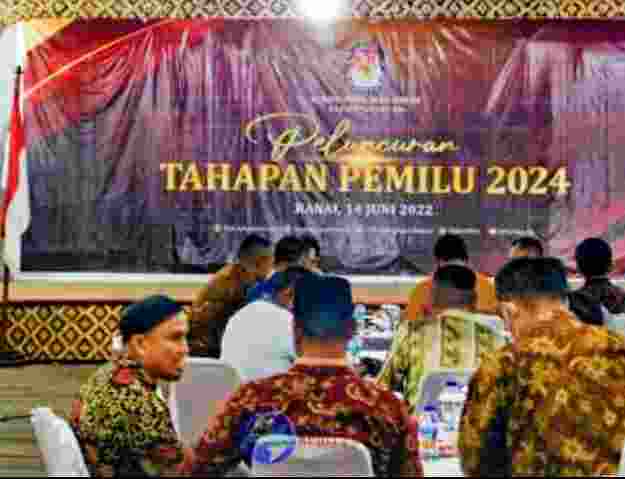 Nonton Bareng PeluncuranTahapan Pemilu 2024 Disaksikan DPRD dan Sekda Natuna