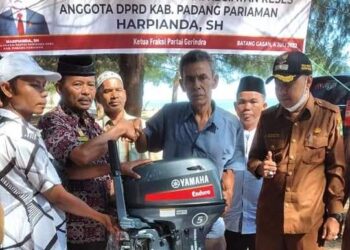 Reses Anggota DPRD P.Pariaman Harpianda SH, Serap Aspirasi Masyarakat Juga Berikan Sejumlah Speet Boat