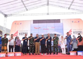 Peringati Hari Bhakti TNI AU Ke-75 Lanud RHF Tanjungpinang Gelar Kegiatan Bhakti Sosial