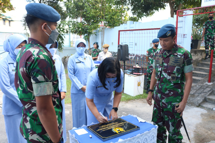 Ketua Pia Ardhya Garini Cab 13/DI Resmikan Pos KB Terpadu Gelatik Lanud RHF