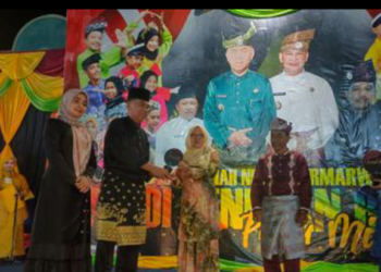 Bupati dan Wakil Bupati Natuna Dukung  Pentas Seni dan Budaya Pulau Midai Untuk Terus Dikembangkan