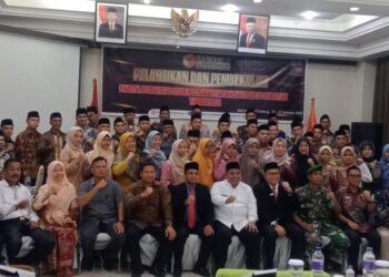 Bupati Hadiri Pelantikan Anggota Panwascam Se Kabupaten Padang Pariaman