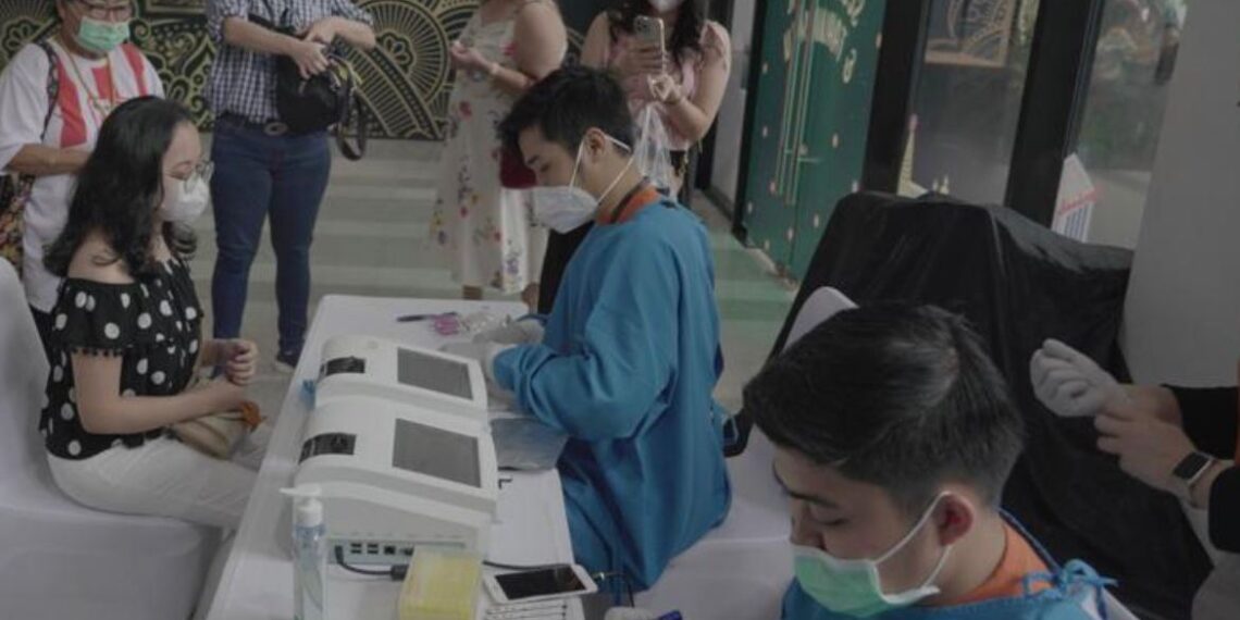 Komit Tingkatkan Kesehatan Masyarakat Masa Pandemi Covid-19: Bio Farma Luncurkan FastBio RBD dan VaccarBio