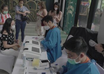 Komit Tingkatkan Kesehatan Masyarakat Masa Pandemi Covid-19: Bio Farma Luncurkan FastBio RBD dan VaccarBio