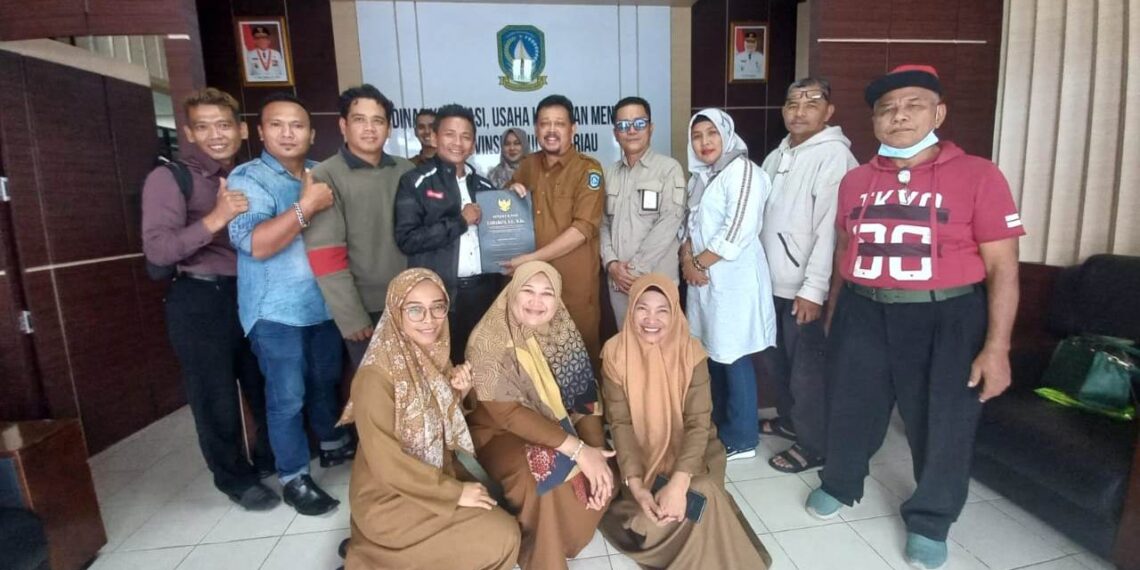 Kadis Koperasi Dan UKM Pemprov Kepri Berikan Apresiasi Kepada Pengurus Koperasi Gurindam 12