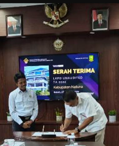 Bupati Natuna Serahkan LKPD ke BPK RI Perwakilan Batam