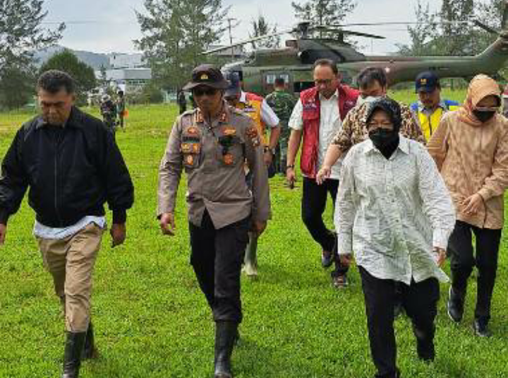 Bupati Natuna Bersam Kapolres Sambut Mentri Sosial Datang ke Serasan