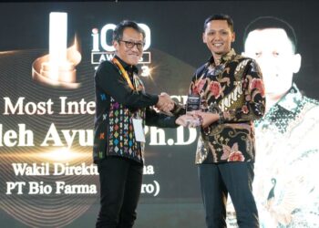 Sukses Dorong Inovasi Atasi Pandemi, Wadir Utama Bio Farma Dinobatkan The Most Intelligence CIO