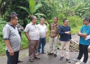 PUPR Padang Pariaman Akan Bangun Kembali Jalan Lakuak Landie Akibat Longsor