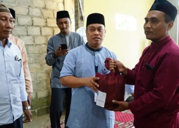 Bupati Lingga Terus Lanjutkan Safari Ramadhan Di Desa Secawar