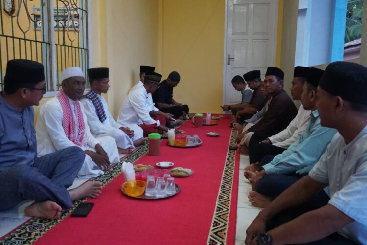 Malam Puasa ke-10 Bupati Kunjungi Masjid Al- Muttaqin  Bunteng