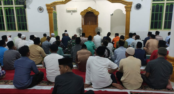 Wabub Buka Bersama Dengan Masyarakat Pulau Laut