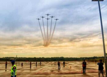 Hiasi Ankasa Tanjunpinang Pesawat TNI AU Mengudara Pukau Pandangan Masyarakat.