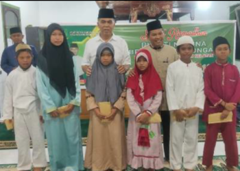 Safari Ramadhan Bupati Serahkan Bantuan Dari Metco