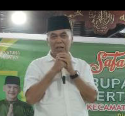 Safari Ramadhan Bupati Serahkan Bantuan Dari Metco