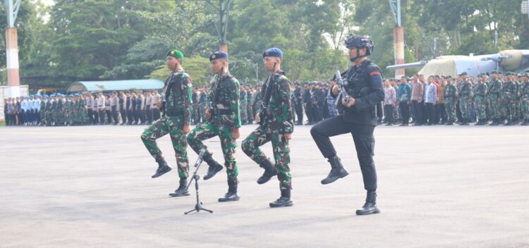 Pasukan Pengamanan Lanud Raja Haji Fisabilillah Ikuti Apel Pasukan Dalam Kunjungan Wapres RI Di Kepri.