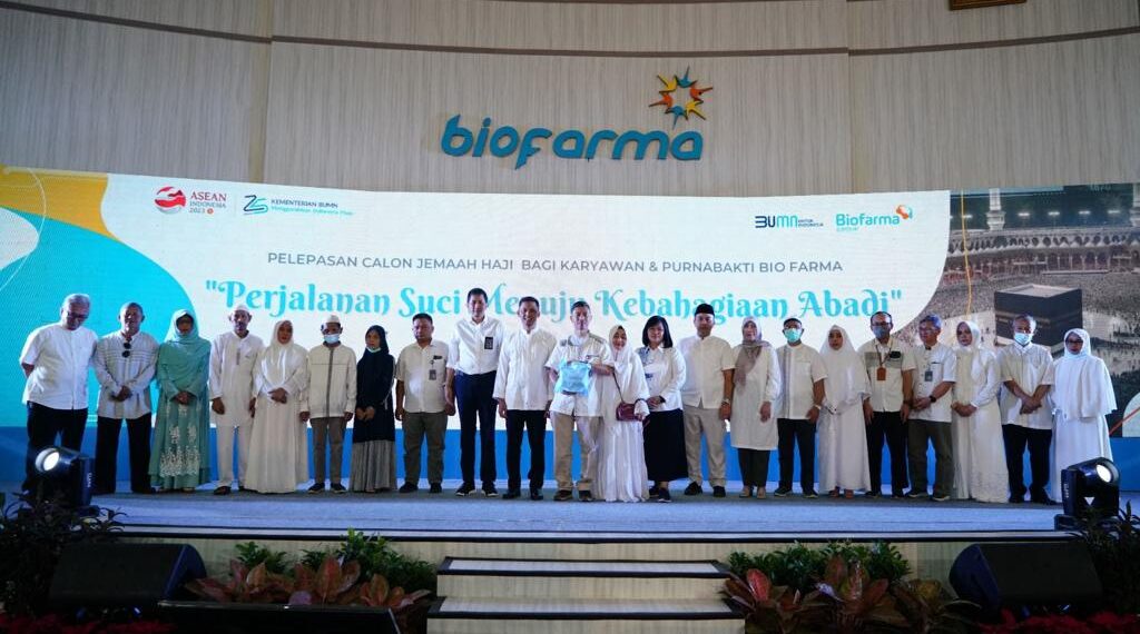 Bio Farma Berangkatkan 33 Orang Karyawannya Menunaikan Ibadah Haji Tahun 2023