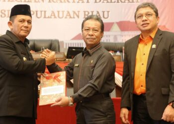 DPRD Kepri Gelar Rapat Paripurna LKPJ Gubernur Kepri Tahun 2022 Diterima Beberapa Catatan