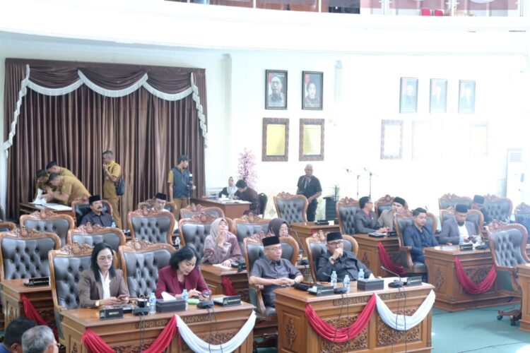 Wakil Ketua I DPRD Pimpin Paripurna R APBDP Kota Tanjungpinang Tahun Anggaran 2023