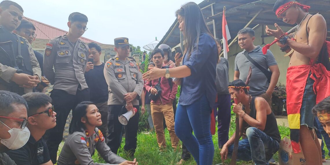 “Geger” Tedakwa Pelecehan Seksual Terhadap Anak Dibawah Umur Sempat Kabur Dari Ruang Sidang Pengadilan