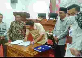 DPRD Natuna Resmi Berikan Rekomendasi Pembentukan Provinsi Natuna -Anambas