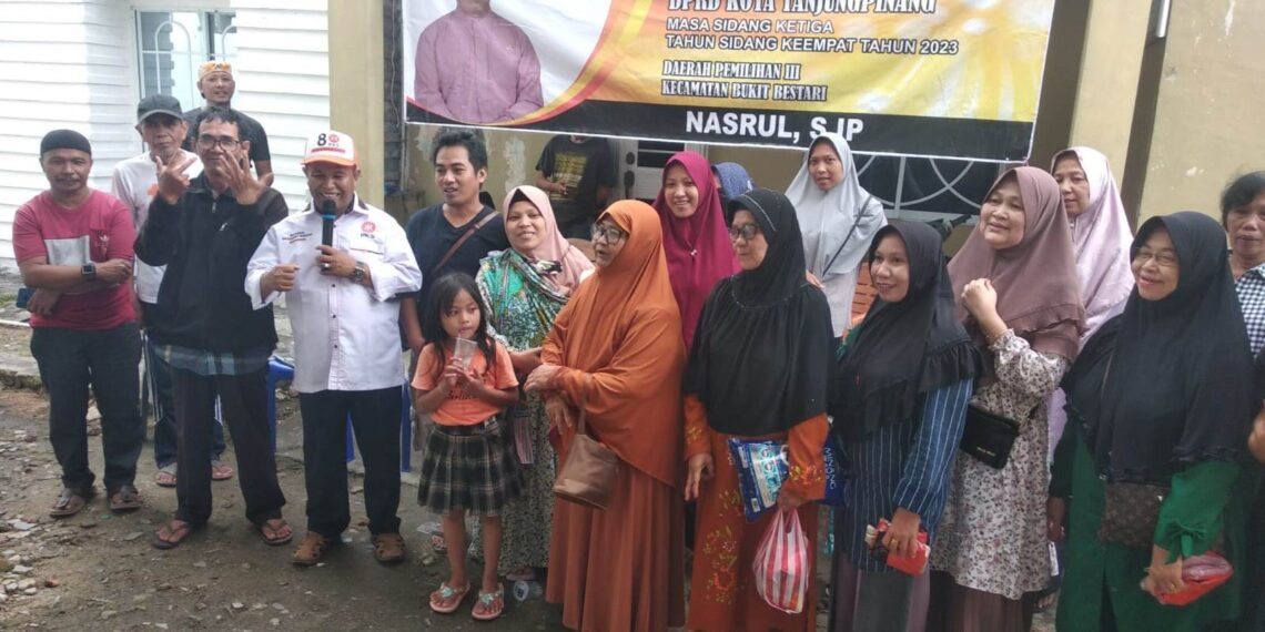 Reses Anggota DPRD Tanjungpinang Dari Praksi PKS Nasrul Disambut Hangat Warga RT III RW VIII Kelurahan Tanjung Unggat