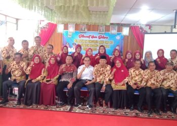 Kadisdik Padang Pariaman Lantik Pengurus MKKS SMP Priode 2023-2026