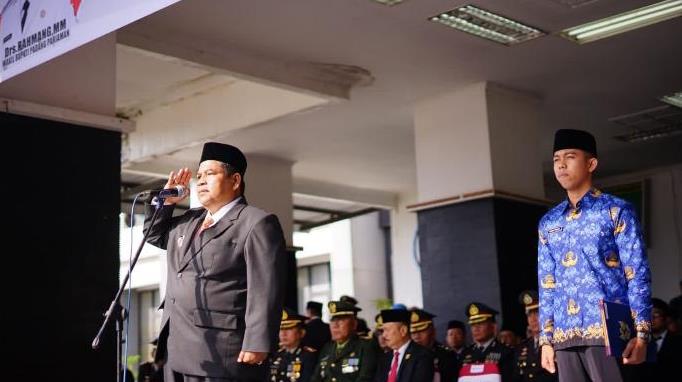 Pemkab Padang Pariaman Selenggarakan Upacara Peringatan Hari Pahlawan Nasional
