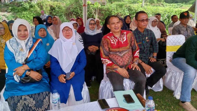 Berakhir Pengabdian Didunia Pendidikan Yulias Sriwinarti Kini Maju Jadi Calon DPRD Sijunjung