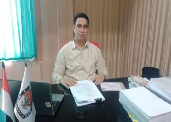 Ketua Divisi Teknis Penyelanggara Pemilu KPU Padang Pariaman, Roza Mendes. Foto Jeff