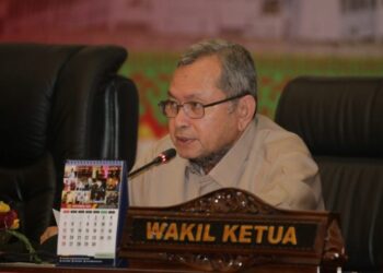 Rapat Paripurna DPRD Kepri Fraksi-Fraksi Sampaikan Pandum Nota Keuangan dan Ranperda Tahun 2024