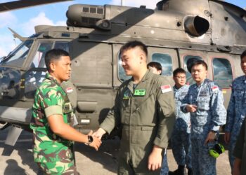 Jaga Persahabatan, Danlanud RHF Sambut Kedatangan Heli H225M Milik Angkatan Udara Singapura.