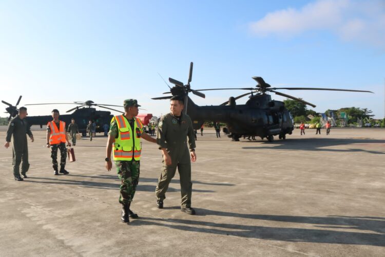 Jaga Persahabatan, Danlanud RHF Sambut Kedatangan Heli H225M Milik Angkatan Udara Singapura.