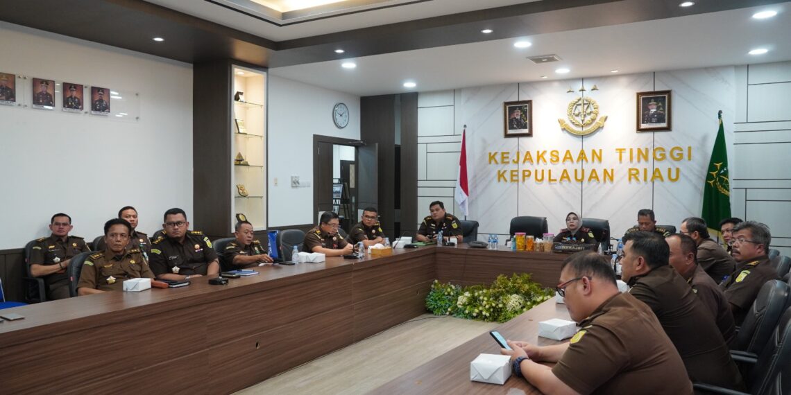 Wakajati dan Jajaran Ikuti Pembukaan Munas Persaja Indonesia