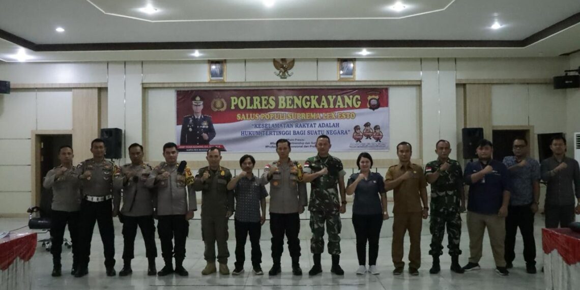 Jelang Rapat Pleno Rekapitulasi Kabupaten Pada Penilu 2024, Kapolres Bengkayang Gelar Tactical Floor Game
