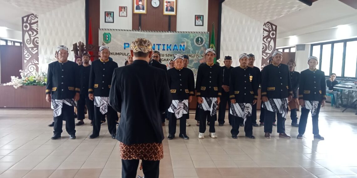 Bupati Resmi Lantik Pengurus Paguyuban Sunda S-4 Kabupaten Bengkayang.