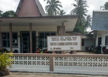 Meskipun Kondisi Kurang Sehat Lurah Kampung Bugis Tepati Janji Mediasi Warga