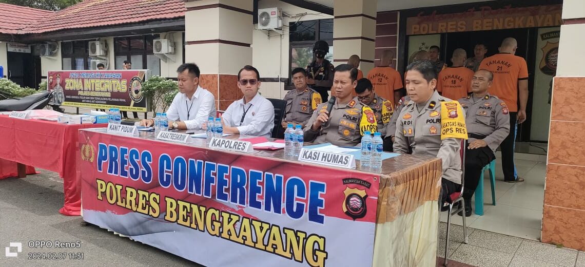 Polres Bengkayang Berhasil Tankap 1 Orang Pelaku Judi Online Amankan Barang Bukti