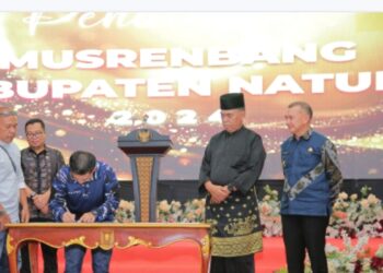 Wan Siswandi dan Rodial Huda Perjuangkan Kuliah Gratis Untuk Anak Natuna