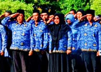Pimpin Apel 17 Hari Bulan, Sekda Natuna Himbau ASN Berikan Layanan Terbaik Untuk Masyarakat