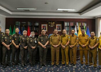 Momen Gubernur Ansar Bersilaturahmi dengan Kajati Kepri, Terus Lanjutkan Kolaborasi