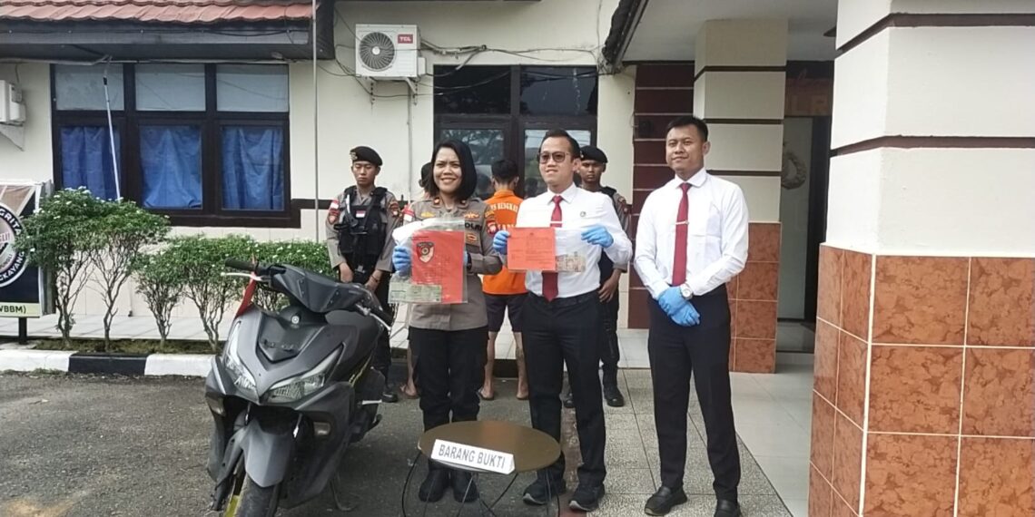 Dua Orang Residivis Di Kota Bengkayang Tak Berkutik Dibekuk Jajaran Polres Bengkayang