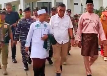 Bupati Natuna Undang Ustadz Das’at Latif ke- Kecamatan Serasan