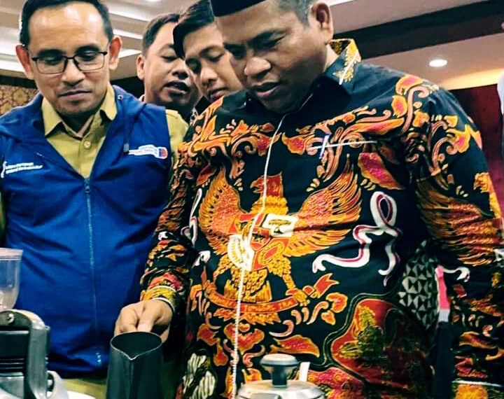 Disparpora Padang Pariaman Gelar Bimtek Ekonomi Kreatif, Bupati Optimis Lahirkan Barista Handal