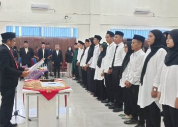 Ketua KPU Padang Pariaman Lantik 309 PPS Diminta Jaga Kodetik Dalam Menjalankan Tugas