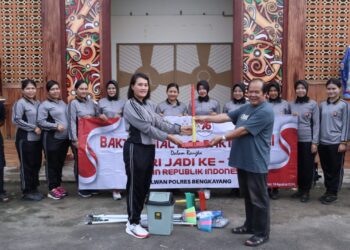 Dalam Rangka Peringati Hari Jadi Polwan ke 76, Polres Bengkayang Gelar Bakti Sosial